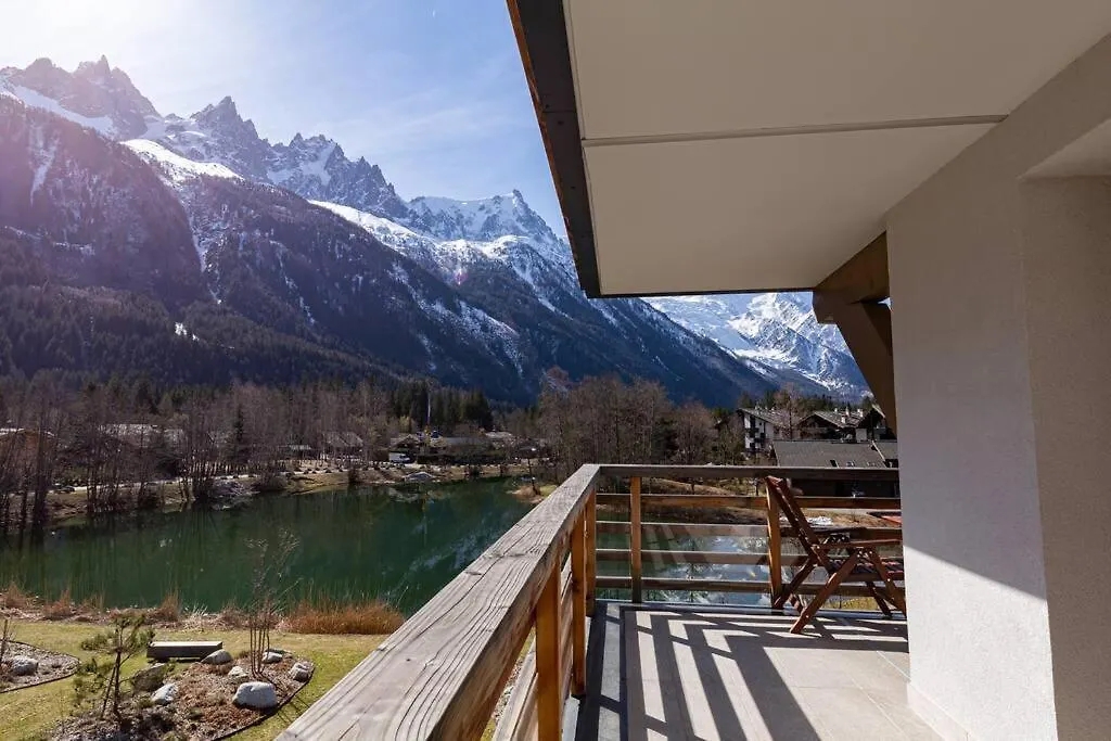 Modern 2Br 5* Pool Gym Spa Garage Mont-Blanc View 霞慕尼 公寓
